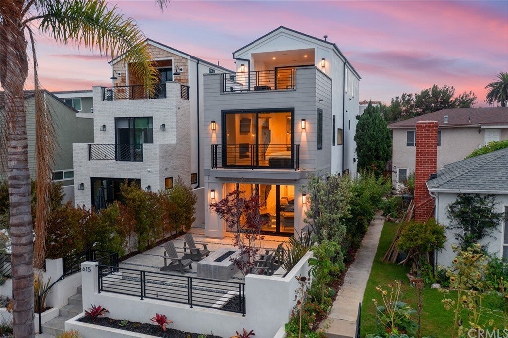 Source image labeled 617 7th Street · Attribution under review