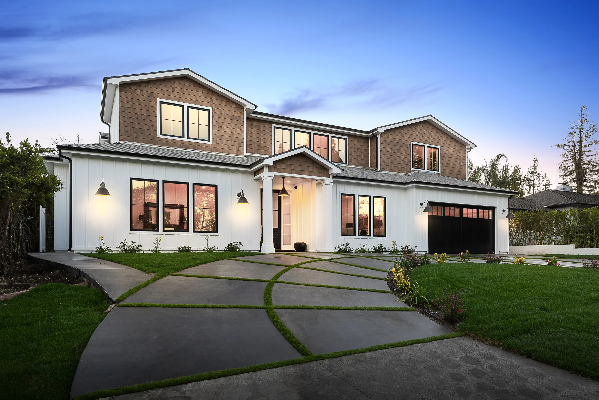 12530 Kling Street · Project photograph 2