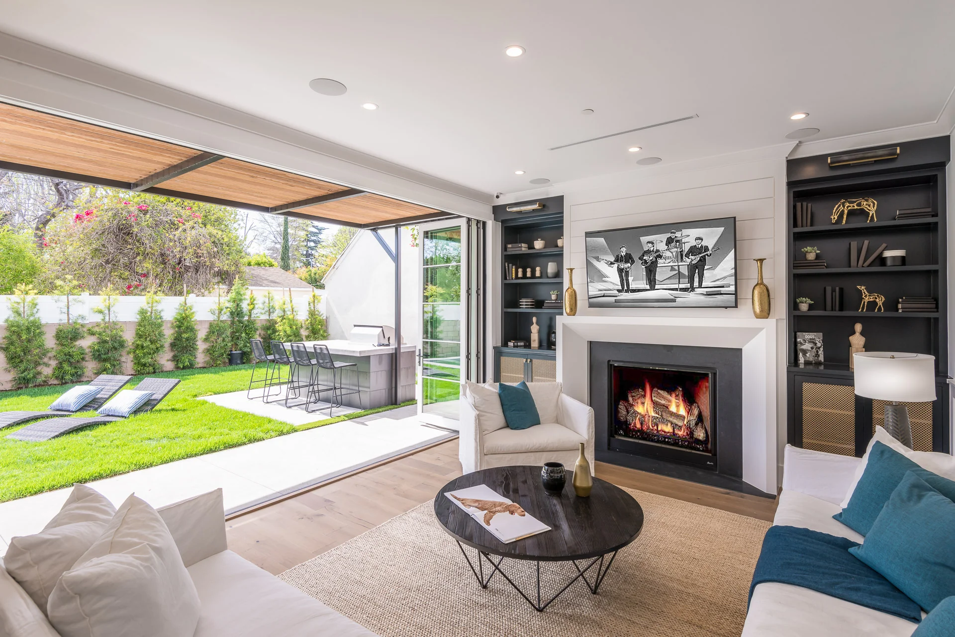 2725 Glendon Avenue · Project photograph 13