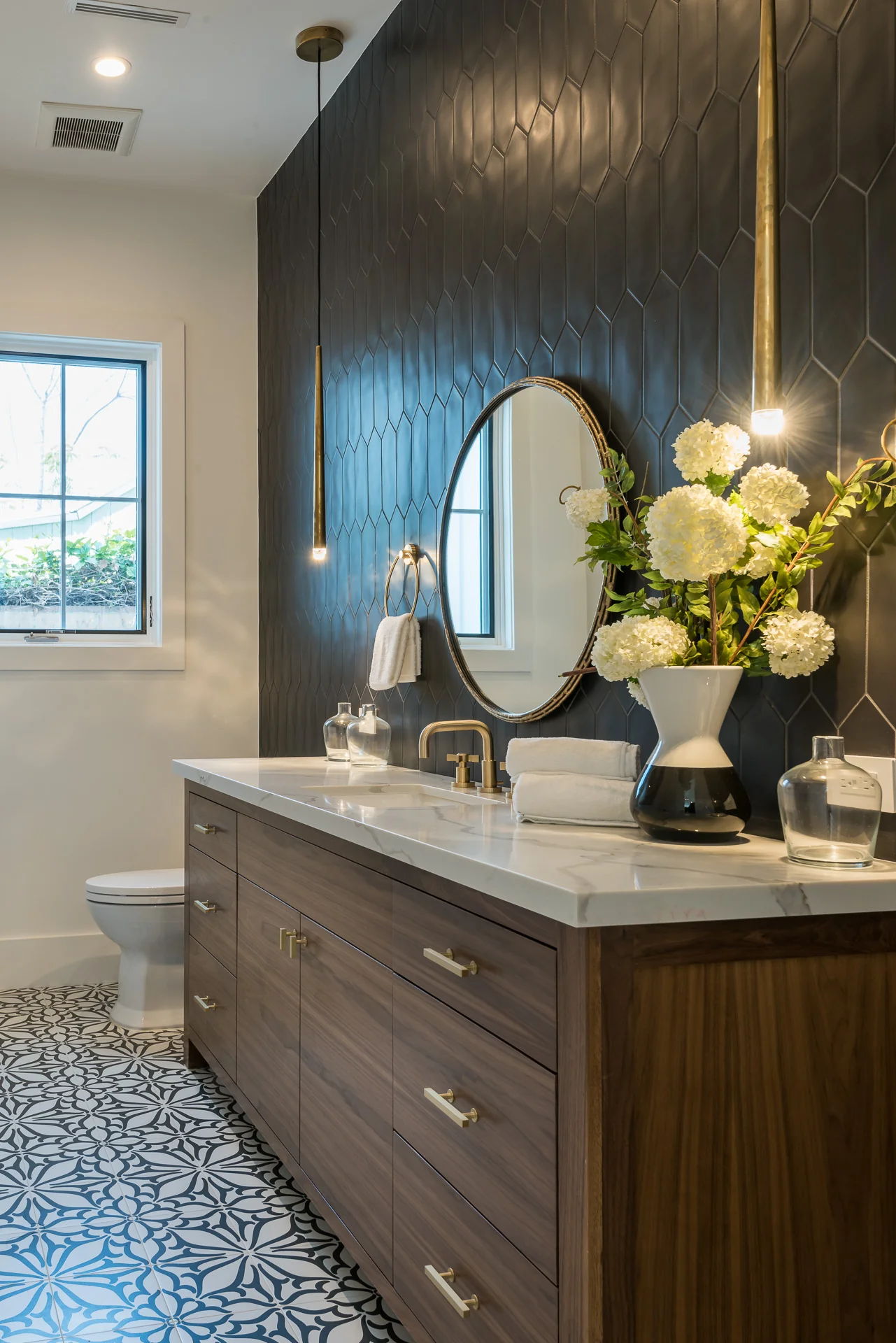 2725 Glendon Avenue · Project photograph 15