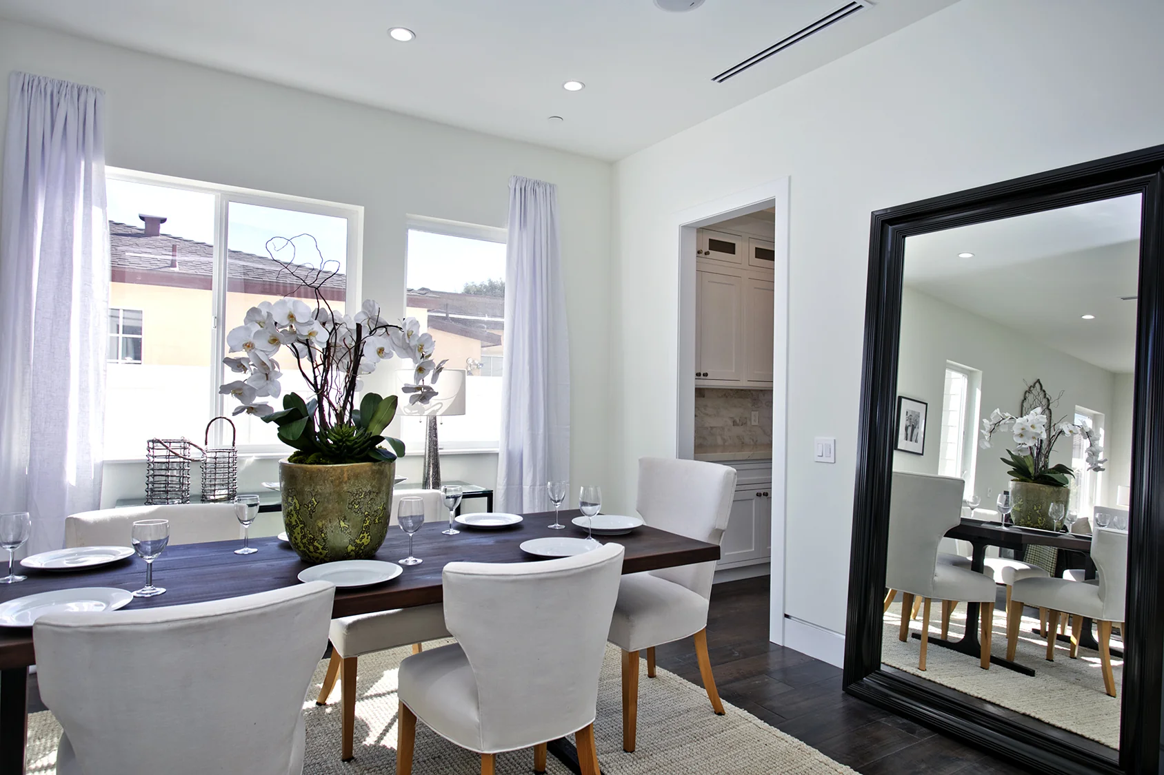 2931 Military Avenue · Project photograph 10