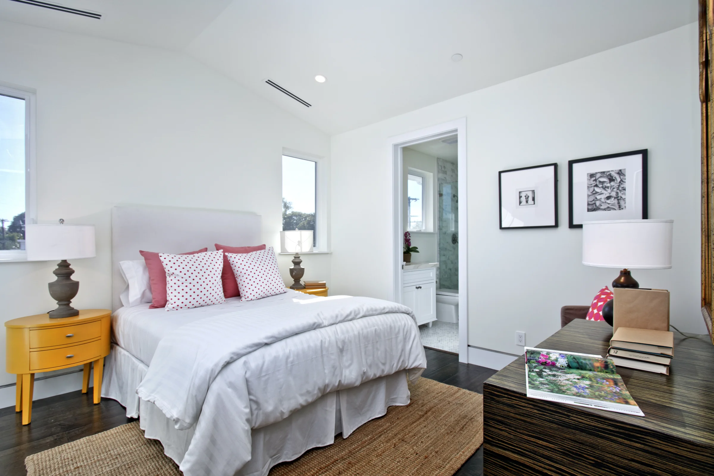 2931 Military Avenue · Project photograph 15