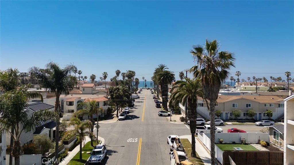 305 14th Street · Coastal neighborhood
